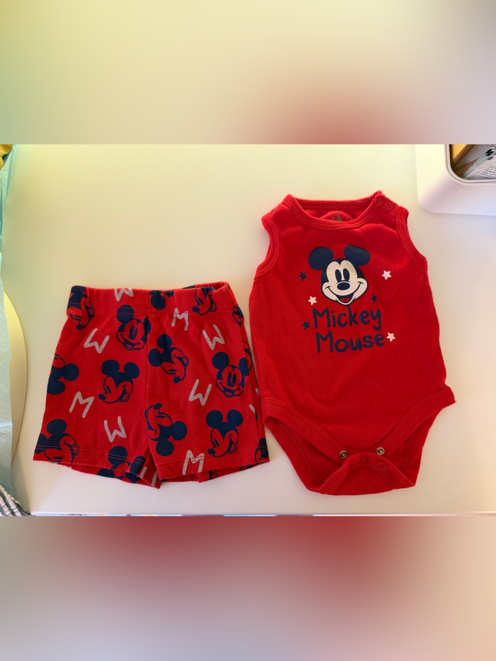 Brand New Disney Mickey Mouse Sleeveless Bodysuit & Printed Shorts Set 0-3